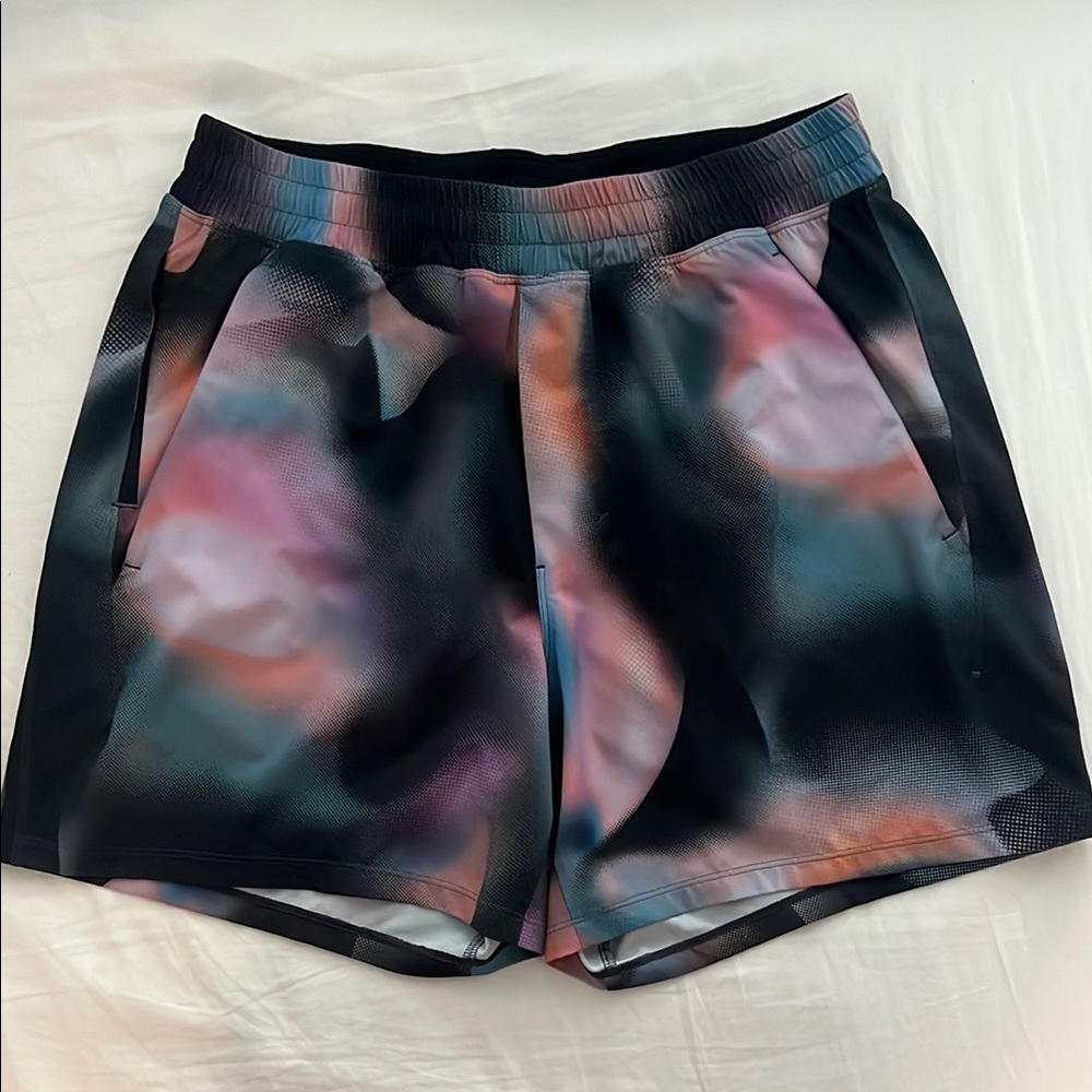 Lululemon 5” Pace Breaker